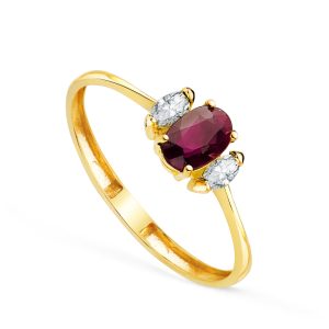 18K SORTIJA ORO AMARILLO DIAMANTES Y RUBI FINO 6X4 MM 0,55 QT Y DIAMANTES 0,134QT. E - VS2